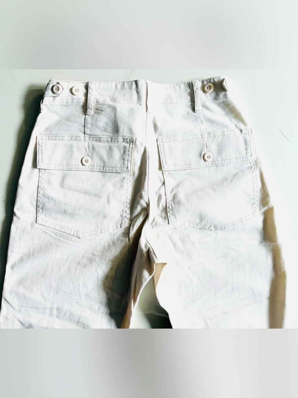 JCREW Petite patch-pocket slim chino women’s pants in beige size 8p.